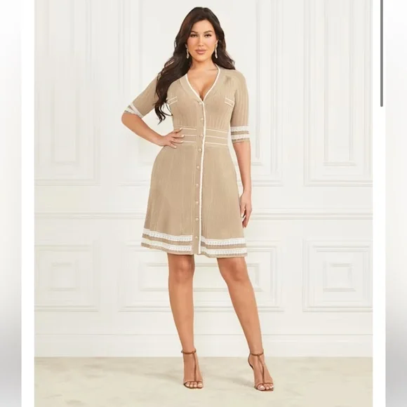 MARCIANO By GUESS Olivia Sweater
Dress Women's S Nude Sand V-neck - Picture 1 of 2